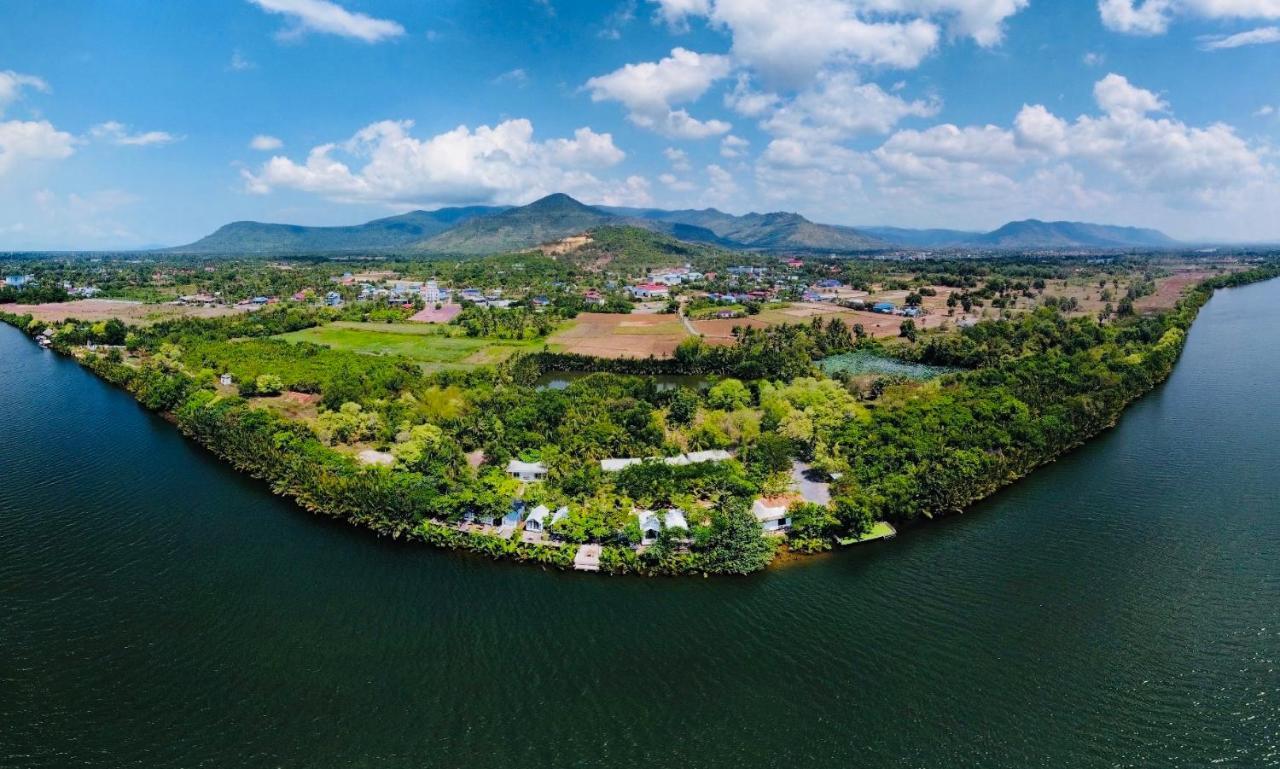 Kampot Riverfront Boutique Eksteriør billede